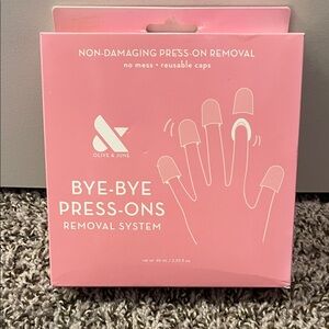 Olive & June Press-On Removal System